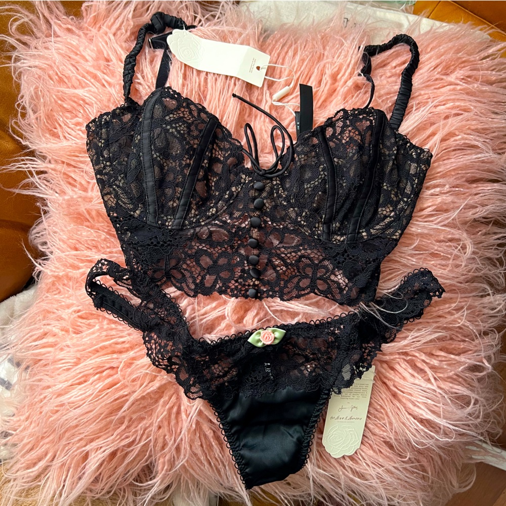 NWT Bra Panty Matching Set 34B Medium For Love and Lemons Victoria's Secret